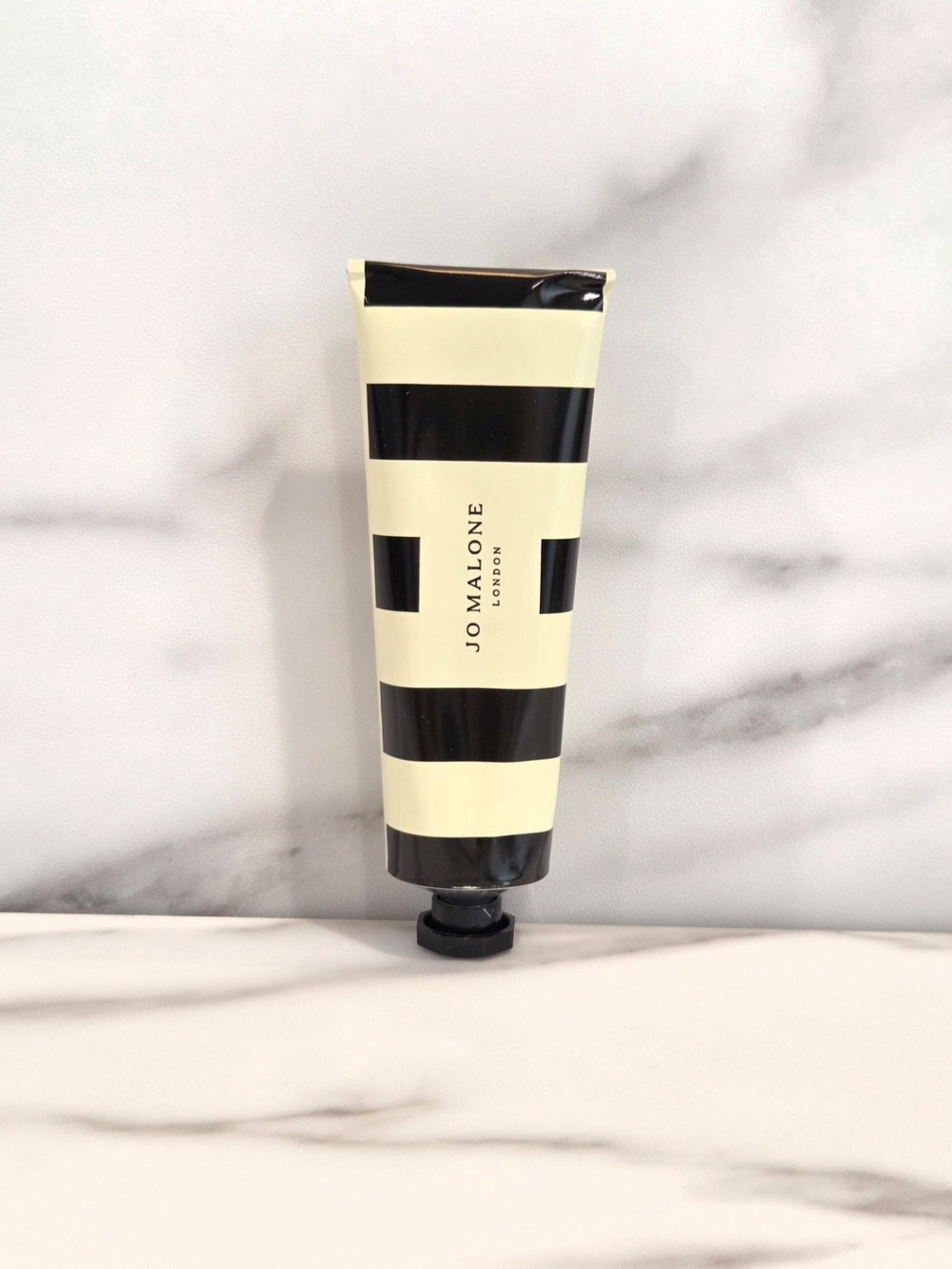 Jo Malone London English Oak & Hazelnut Hand Cream 30ml - NEW IN BOX Retail $30